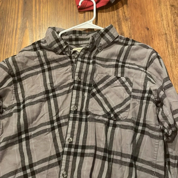 *Host Pick* Magellan Outdoors Button Down flannel - Picture 2 of 3